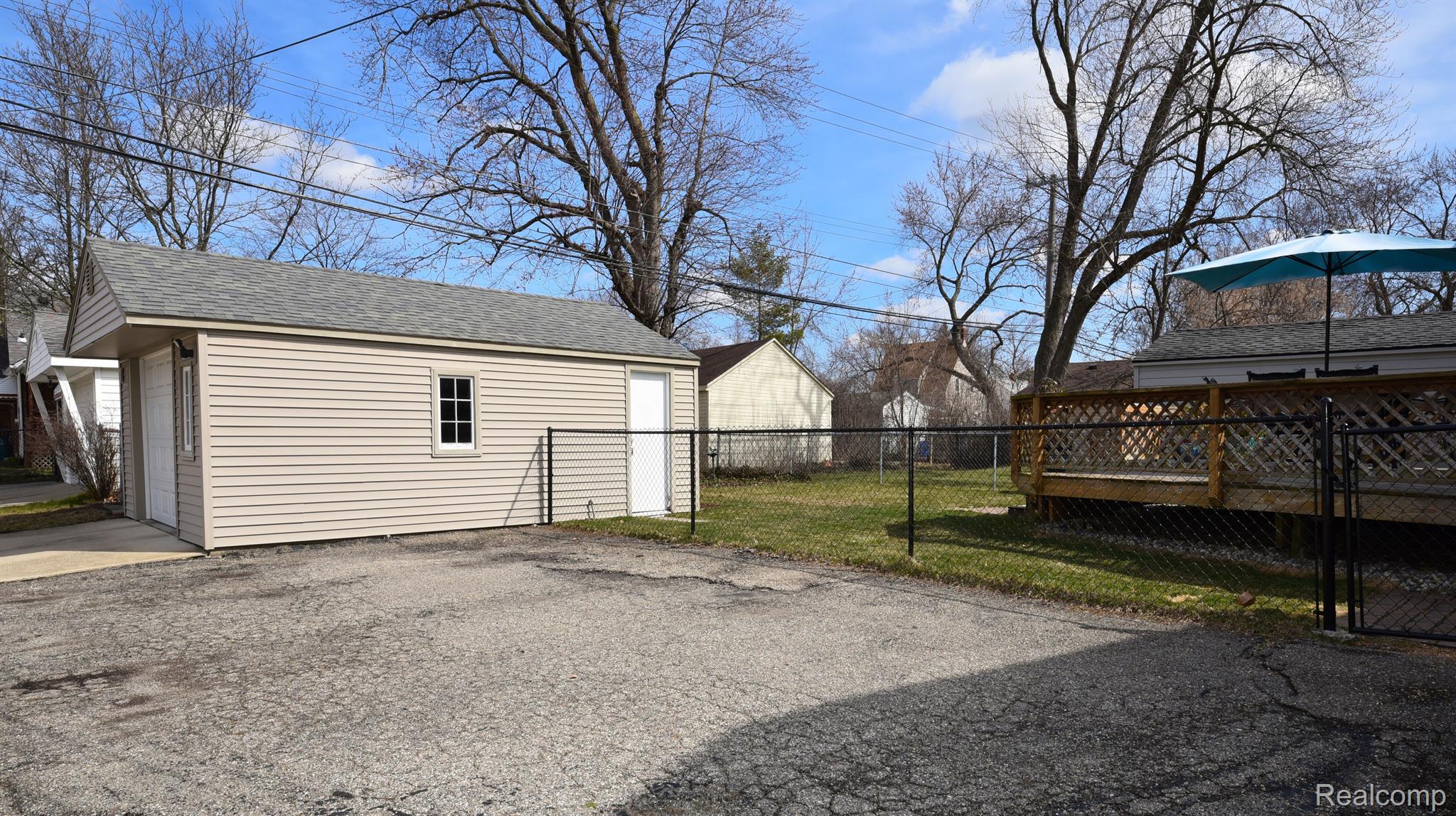 1258 Oxford Road Berkley, MI 48072 - Photo 40 of 42 Gallery Image 40