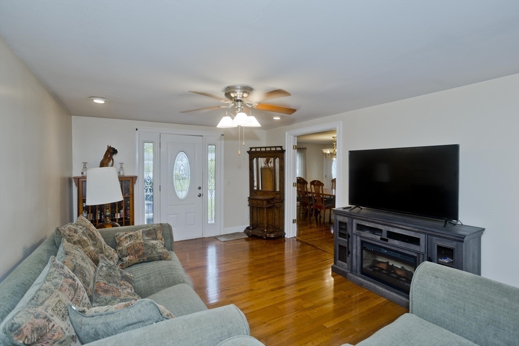 91 Spikenard Circle Springfield, MA 01129 - Photo 18 of 30