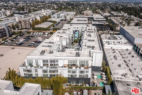 $1,375,000 | 4215 Glencoe Avenue, Unit 410, Marina del Rey, CA 90292