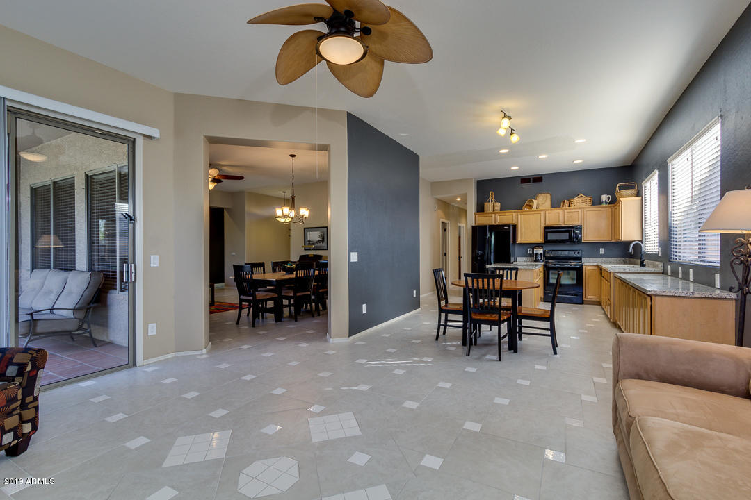 1674 East Spur Street Gilbert, AZ 85296 - Photo 11 of 26 24-Spur