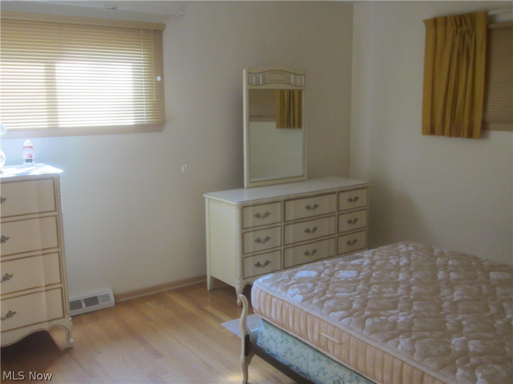 4274 West Anderson Road Cleveland, OH 44121 - Photo 8 of 9