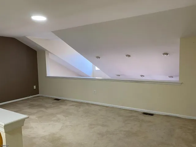 $3,300 | 113 Riverwalk Way, Clifton, NJ 07014