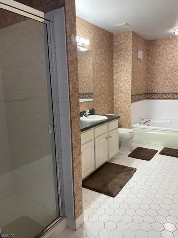 $3,300 | 113 Riverwalk Way, Clifton, NJ 07014