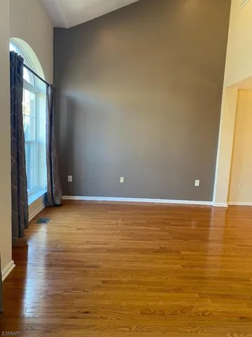 $3,300 | 113 Riverwalk Way, Clifton, NJ 07014