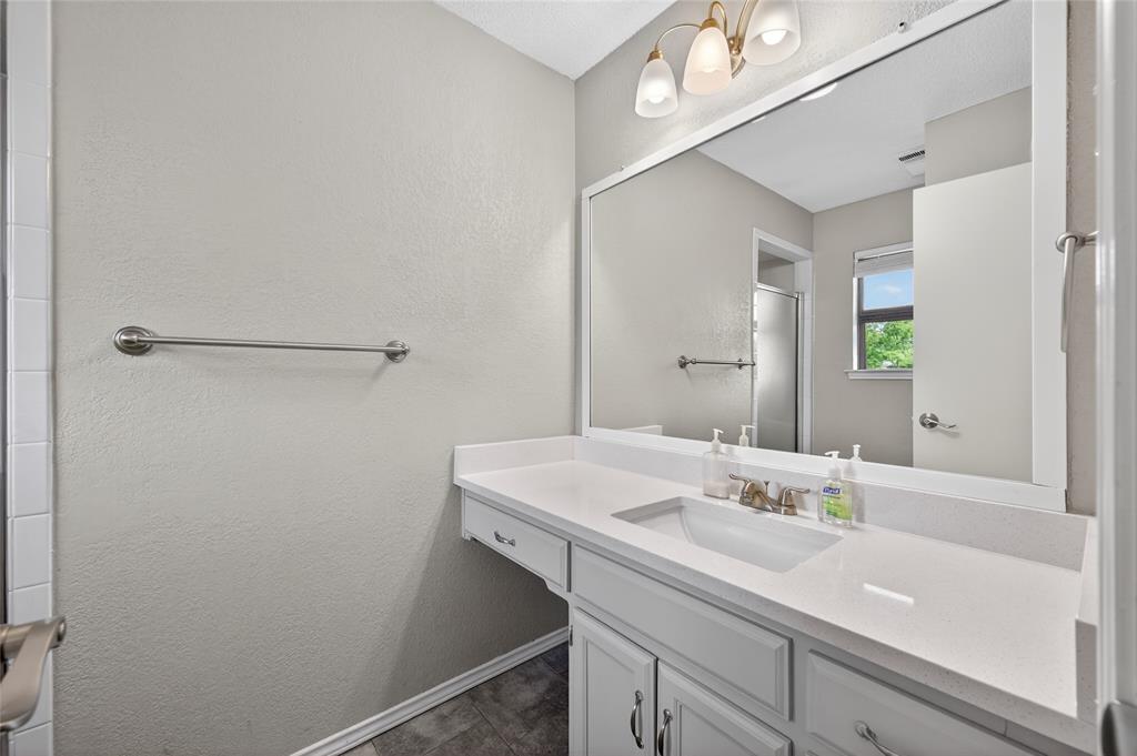 6637 Whitley Road Watauga, TX 76148 - Photo 19 of 37