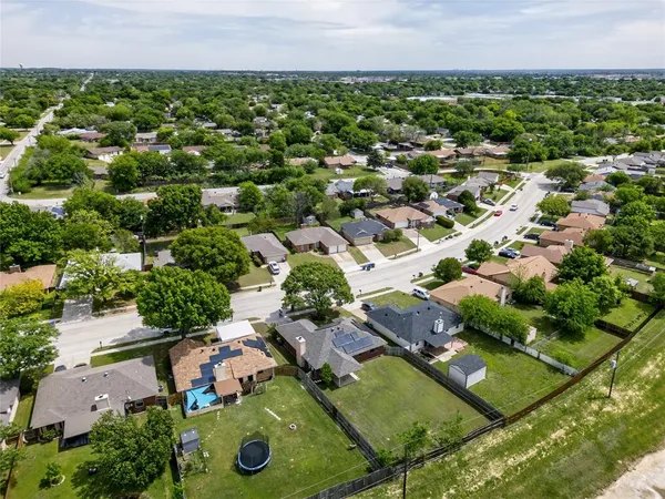 $334,000 | 6637 Whitley Road, Watauga, TX 76148