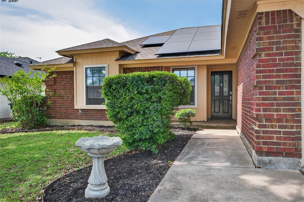 6637 Whitley Road Watauga, TX 76148 - Photo 5 of 37