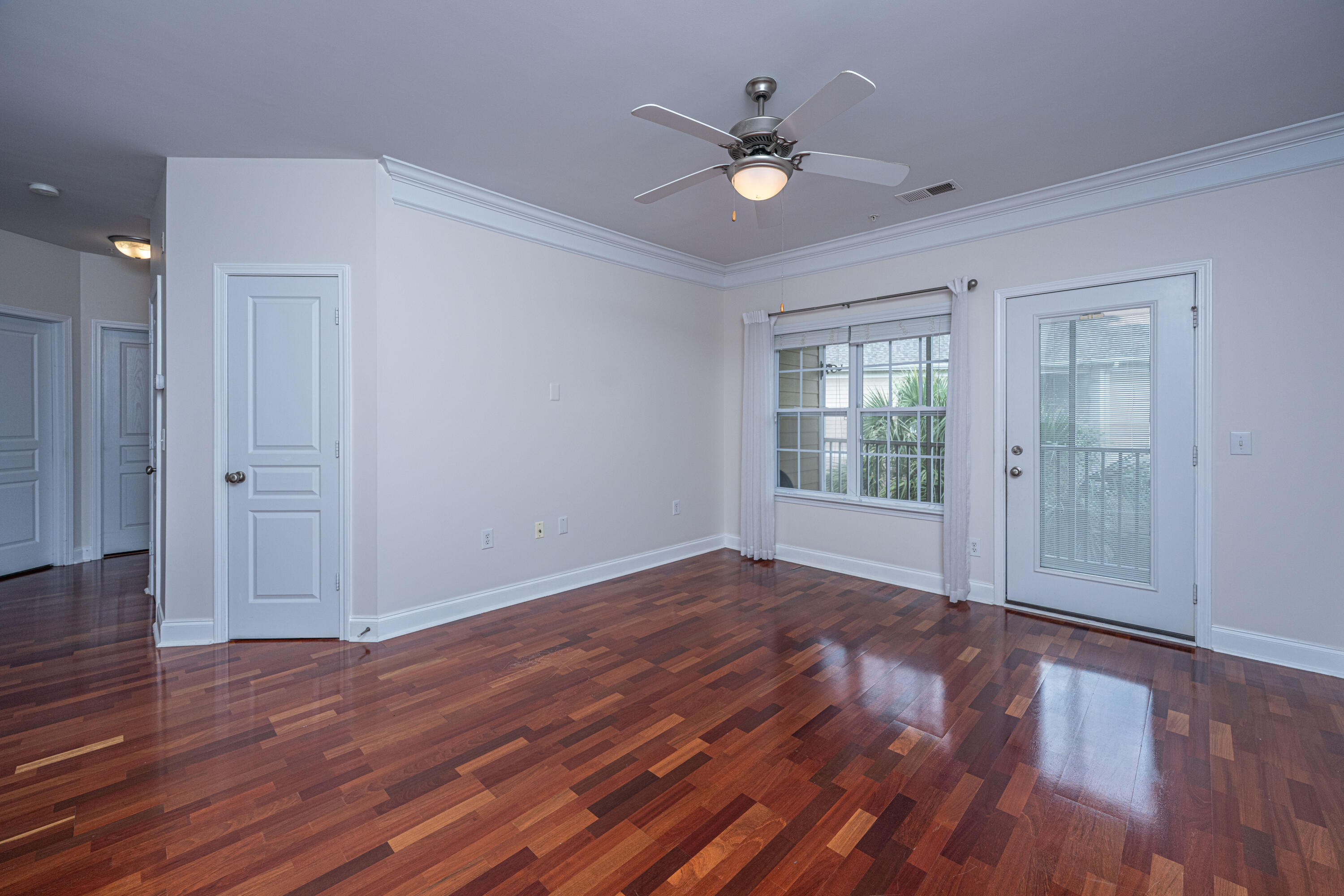 1319 Basildon Road Mount Pleasant, SC 29466 - Photo 4 of 63 1319BasildonRd0009