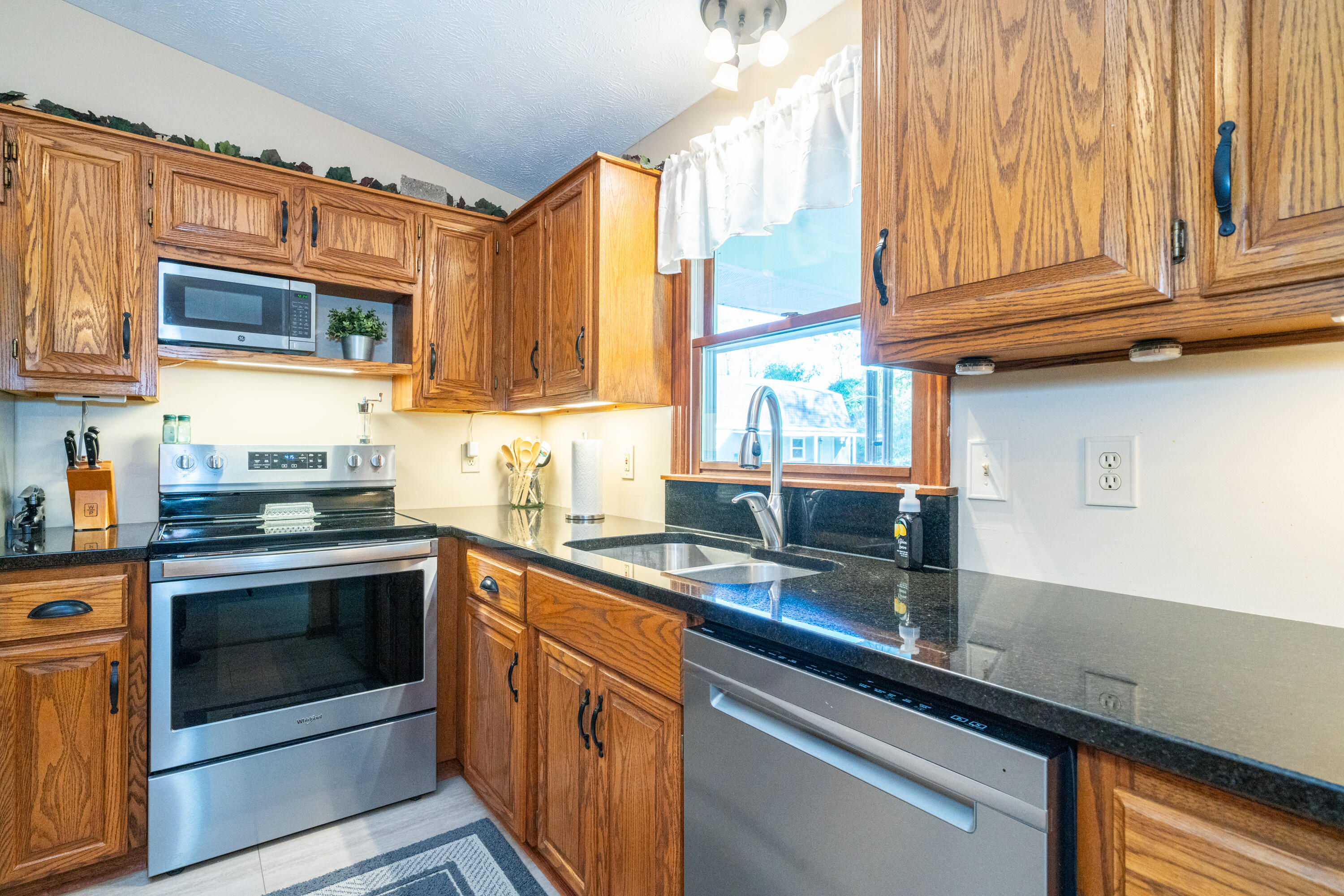 1190 Jackson Road Vandalia, OH 45377 - Photo 11 of 56