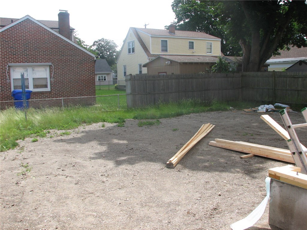 93 Maplecrest Drive Pawtucket, RI 02861 - Photo 7 of 8 YARD