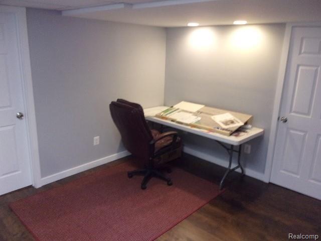 6784 Edwards Road Belleville, MI 48111 - Photo 17 of 39 150_0410.JPG