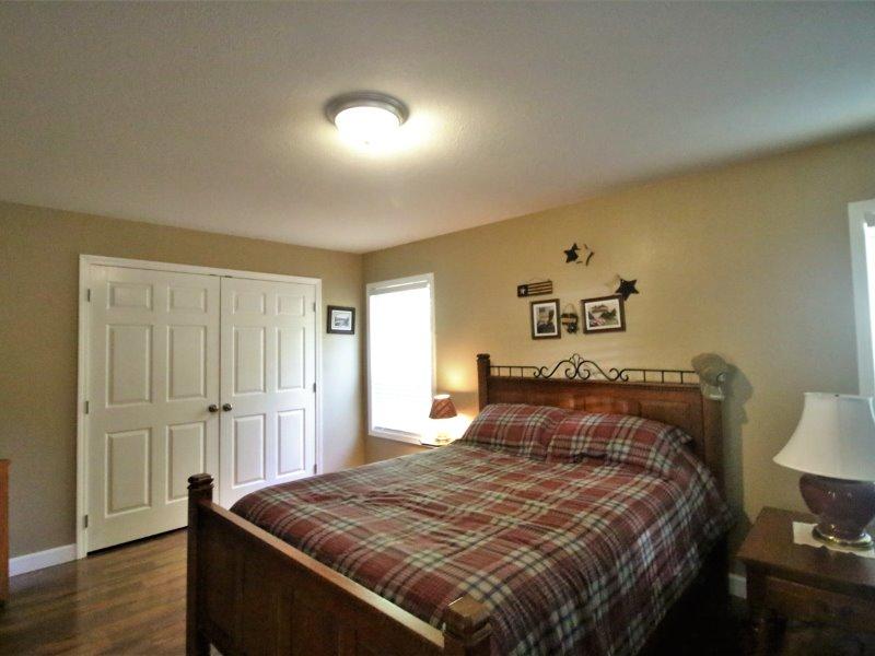 400 Pond Ridge Road Tellico Plains, TN 37385 - Photo 23 of 31 IMG_1999