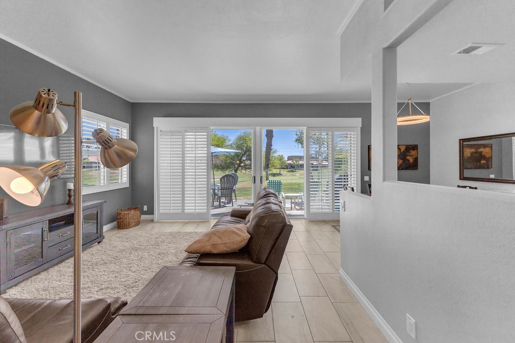 28 Oak Tree Drive Rancho Mirage, CA 92270 - Photo 38 of 41 living area