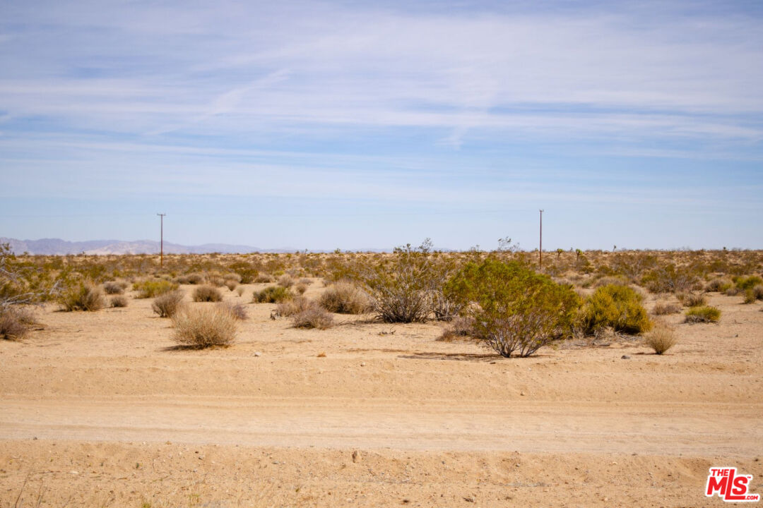 0 Vía Maria Joshua Tree, CA 92252 - Photo 2 of 13 a view of ocean