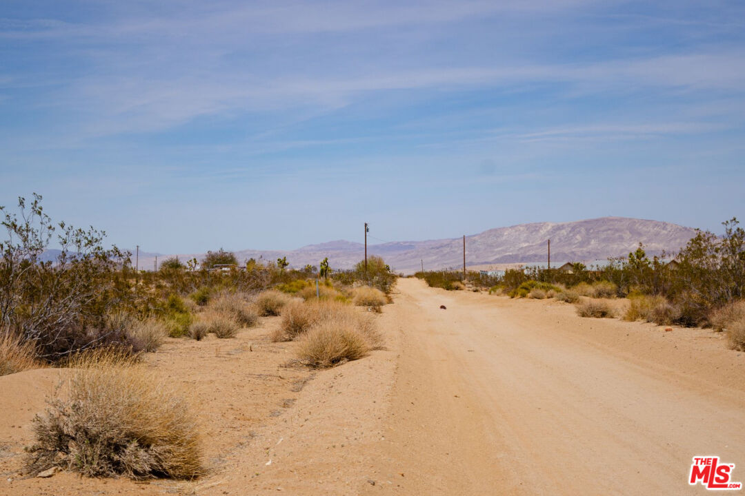 0 Vía Maria Joshua Tree, CA 92252 - Photo 3 of 13 a view of a ocean beach