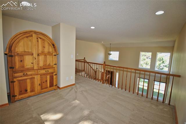 2155 Springcrest Road Colorado Springs, CO 80920 - Photo 14 of 34