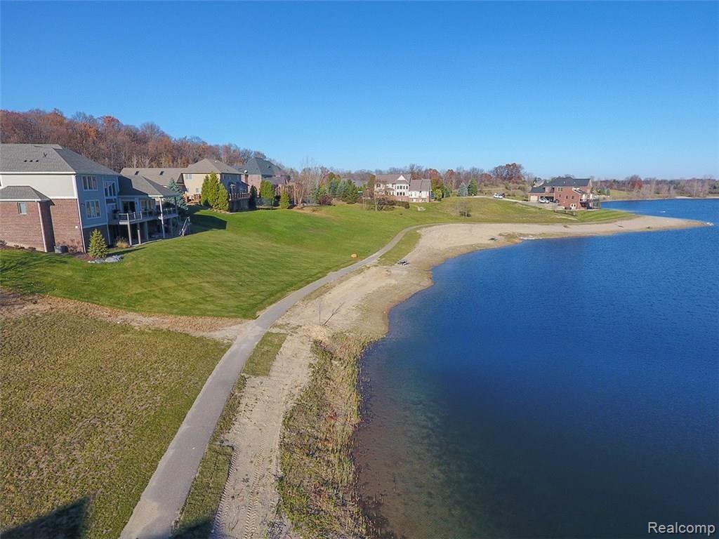 Vac Vac Road Brighton, MI 48114 - Photo 4 of 6 Gallery Image 4