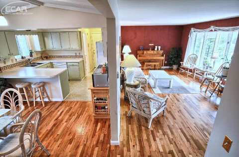 4345 East Stanley Road Genesee, MI 48437 - Photo 7 of 34 20432975-6.JPG