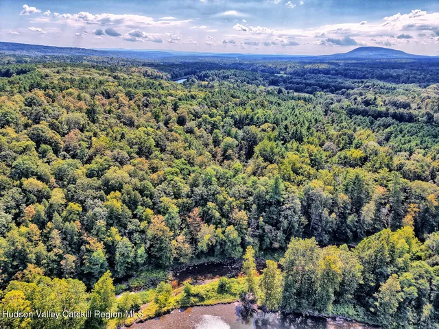 $599,900 | 70 Horseneck Road, Freehold, NY 12431