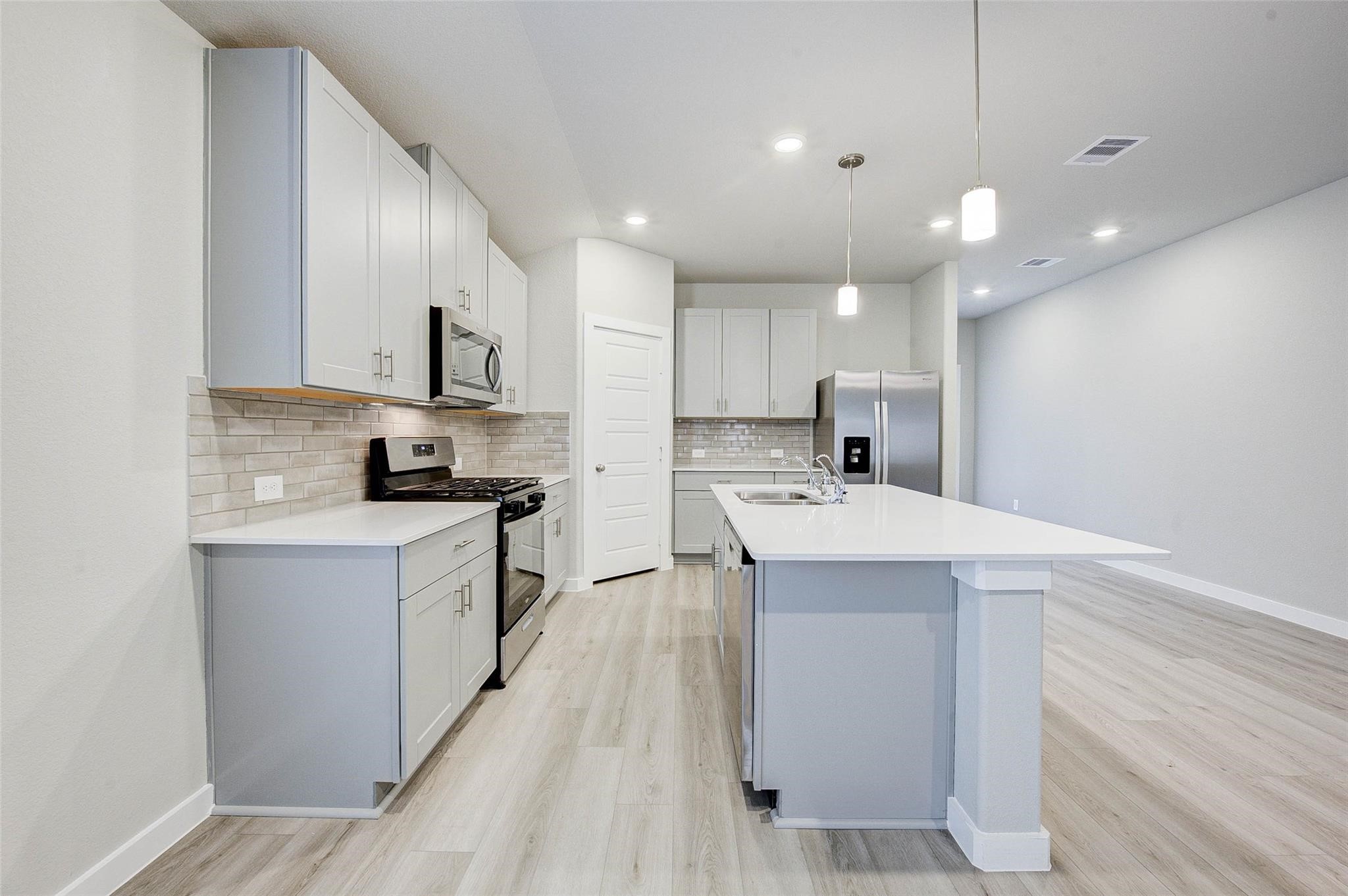 1575 King Rnch Road Conroe, TX 77301 - Photo 18 of 35