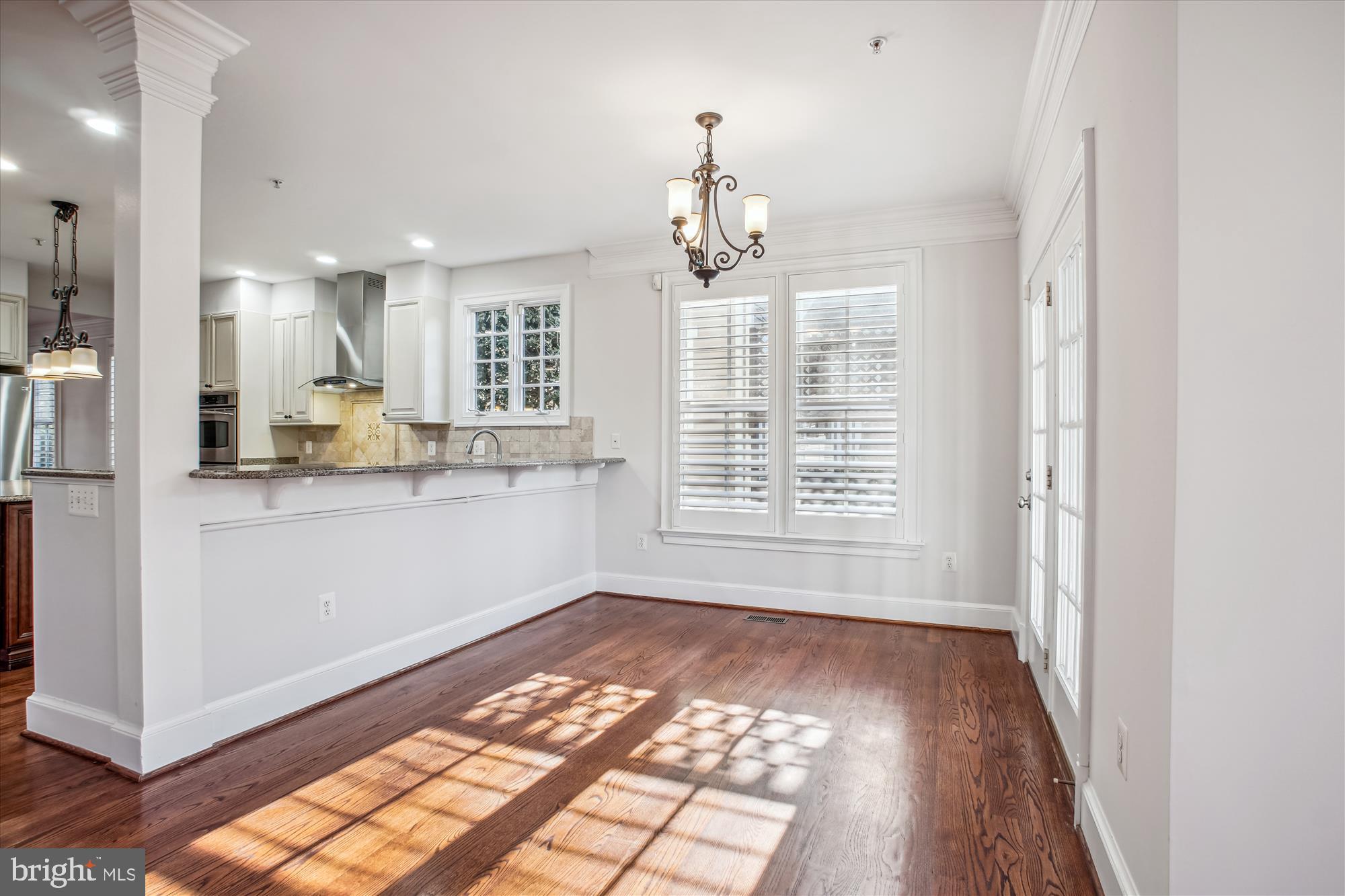 5512 Greentree Road Bethesda, MD 20817 - Photo 19 of 75 Breakfast Area