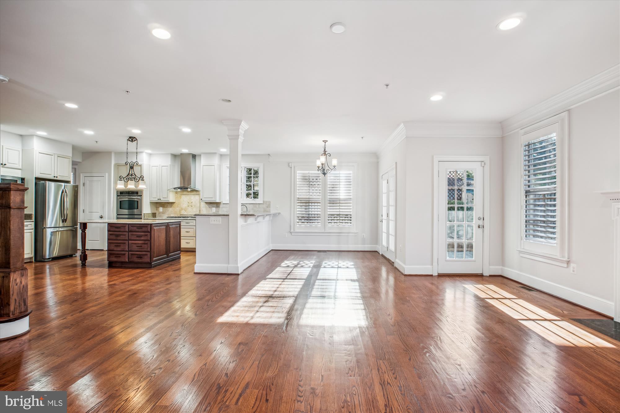 5512 Greentree Road Bethesda, MD 20817 - Photo 24 of 75 Family Room