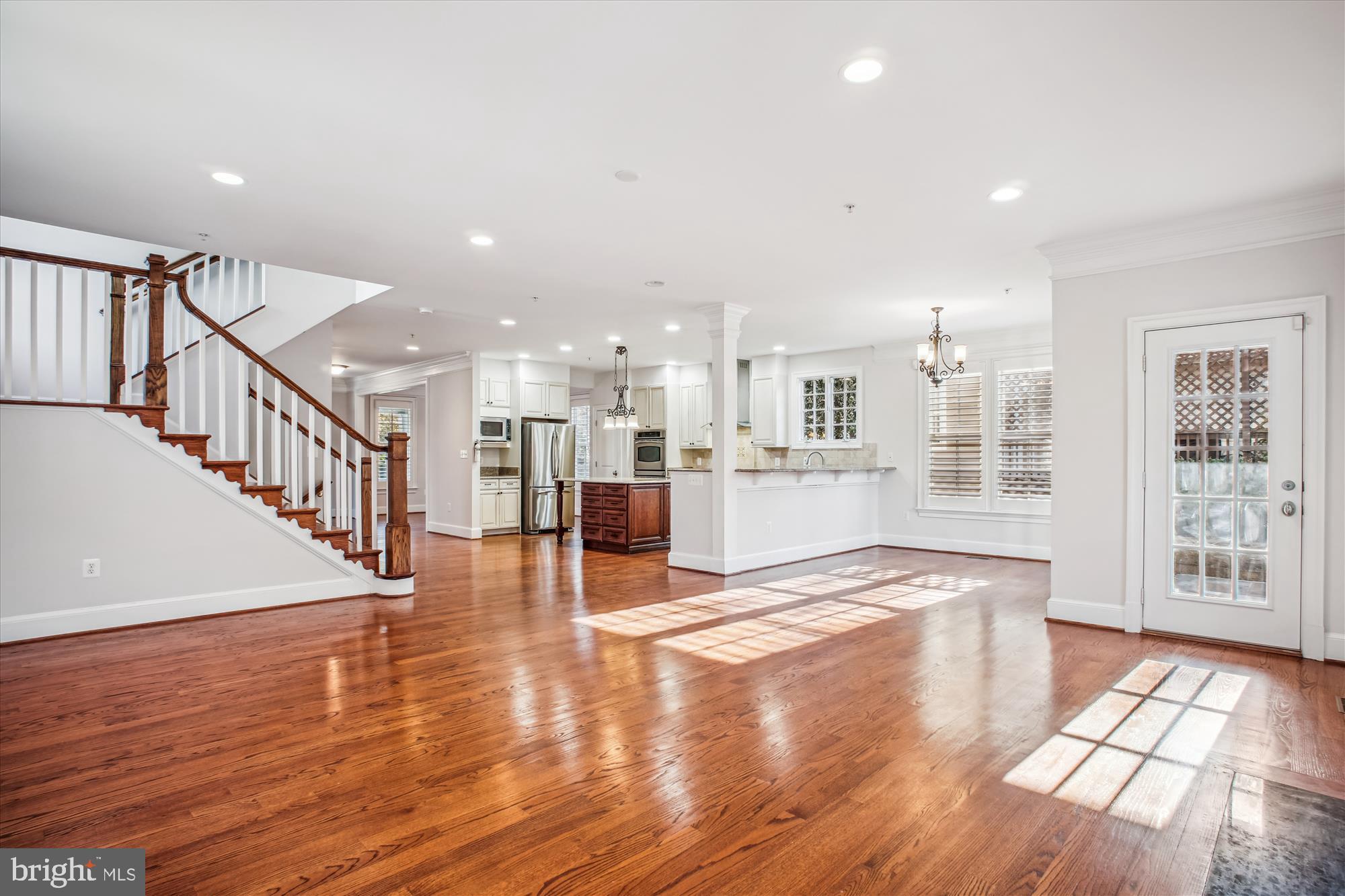 5512 Greentree Road Bethesda, MD 20817 - Photo 25 of 75 Family Room