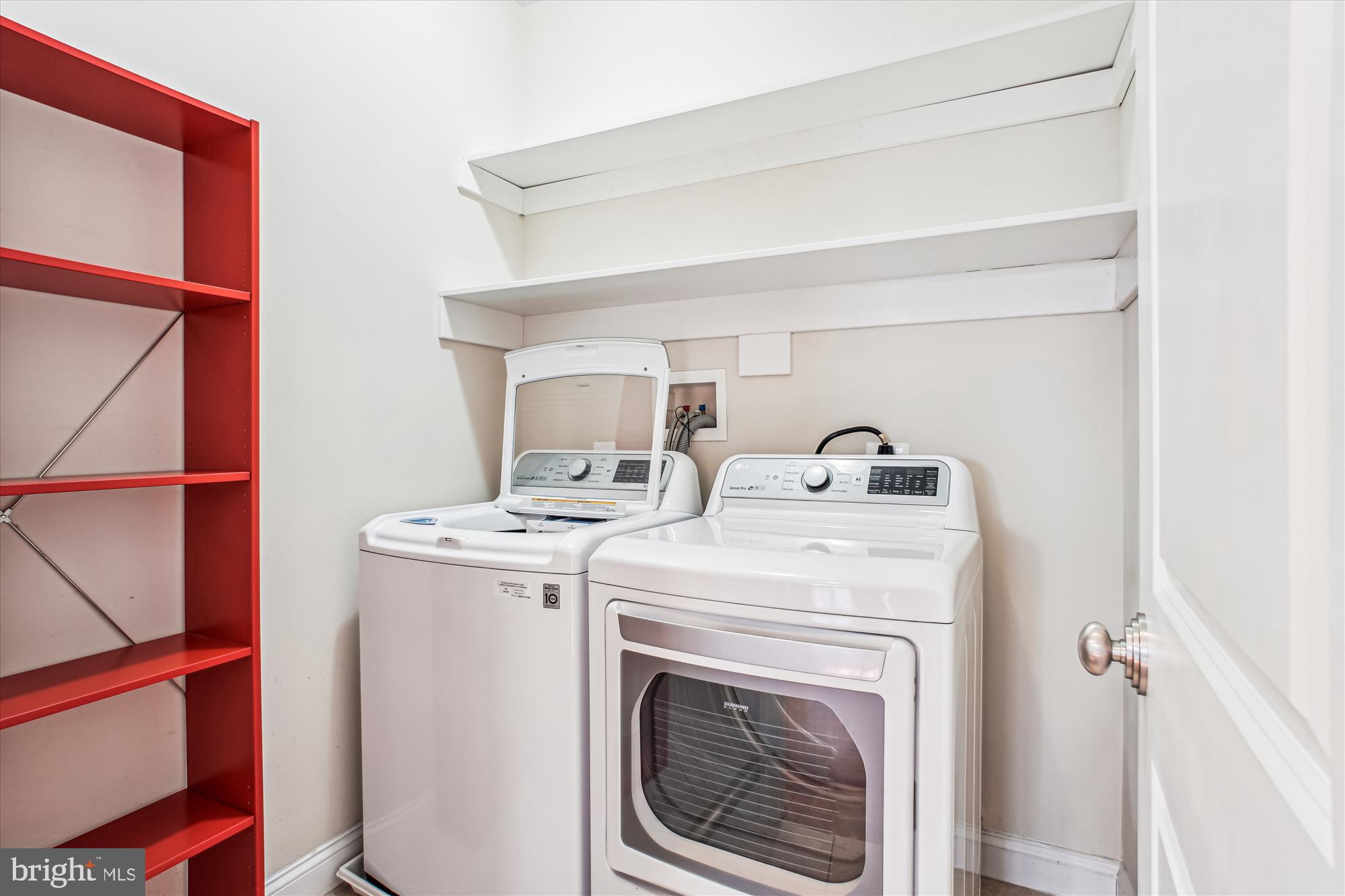 5512 Greentree Road Bethesda, MD 20817 - Photo 49 of 75 Upper-Level Laundry Room