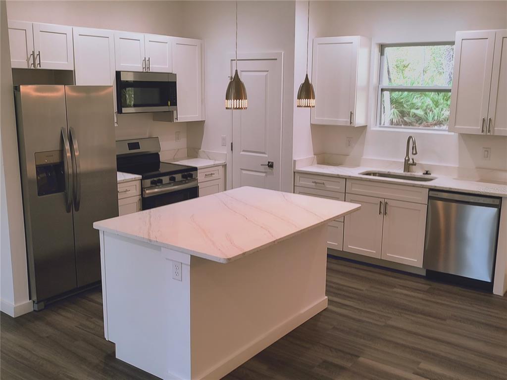 1556 9th Avenue DeLand, FL 32724 - Photo 5 of 15