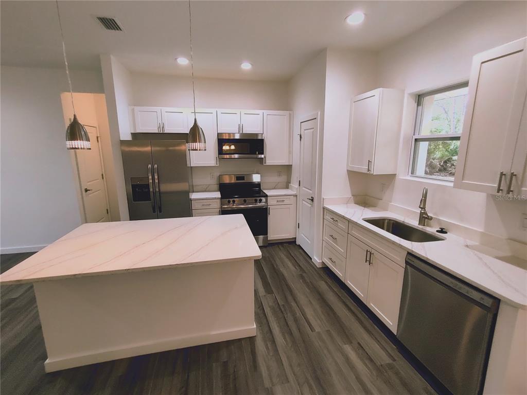 1556 9th Avenue DeLand, FL 32724 - Photo 6 of 15