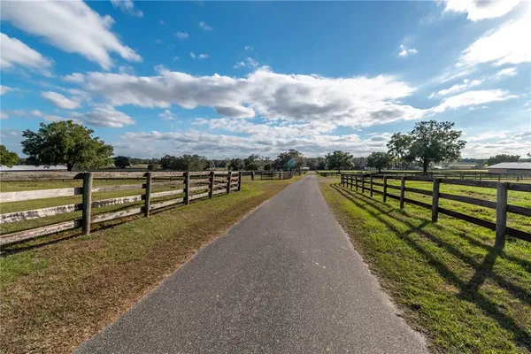 $1,950,000 | 5100 West Highway 329, Reddick, FL 32686