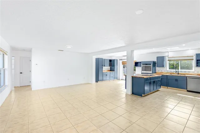 $775,000 | 333 Sally Lee Drive, Ellenton, FL 34222