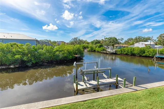 $775,000 | 333 Sally Lee Drive, Ellenton, FL 34222