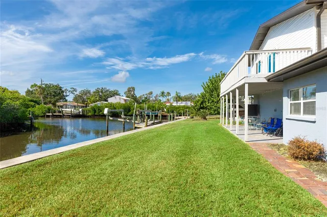 $775,000 | 333 Sally Lee Drive, Ellenton, FL 34222