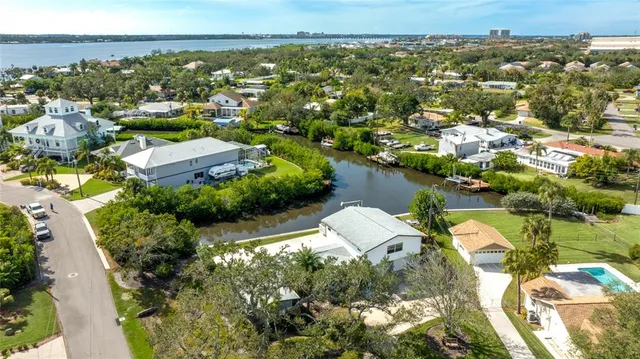 $775,000 | 333 Sally Lee Drive, Ellenton, FL 34222