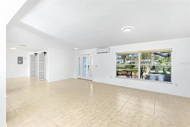 $775,000 | 333 Sally Lee Drive, Ellenton, FL 34222