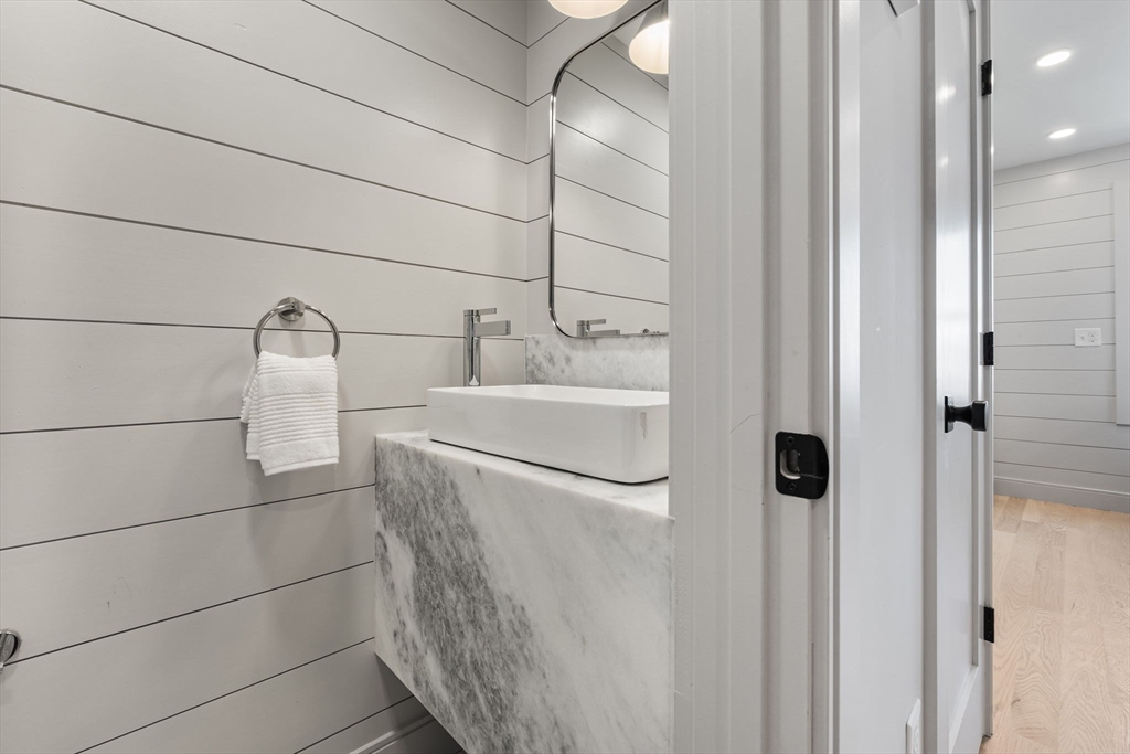 88 Maverick Street, Unit 4 Boston, MA 02128 - Photo 14 of 16