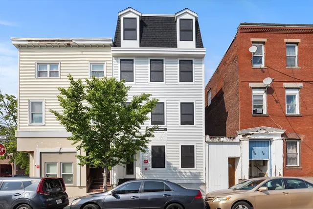 $599,000 | 88 Maverick Street, Unit 4, Boston, MA 02128