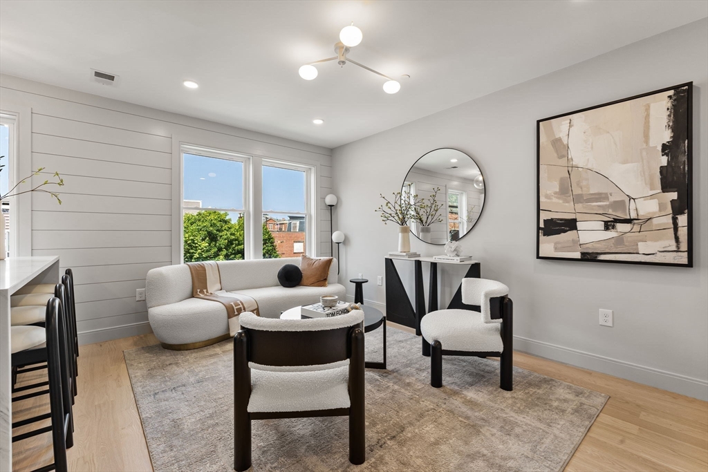 88 Maverick Street, Unit 4 Boston, MA 02128 - Photo 5 of 16