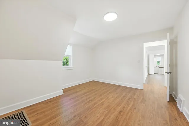 $3,000 | 22 Center Meeting Road, Unit B, Wilmington, DE 19807