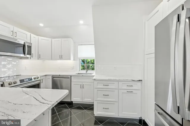 $3,000 | 22 Center Meeting Road, Unit B, Wilmington, DE 19807