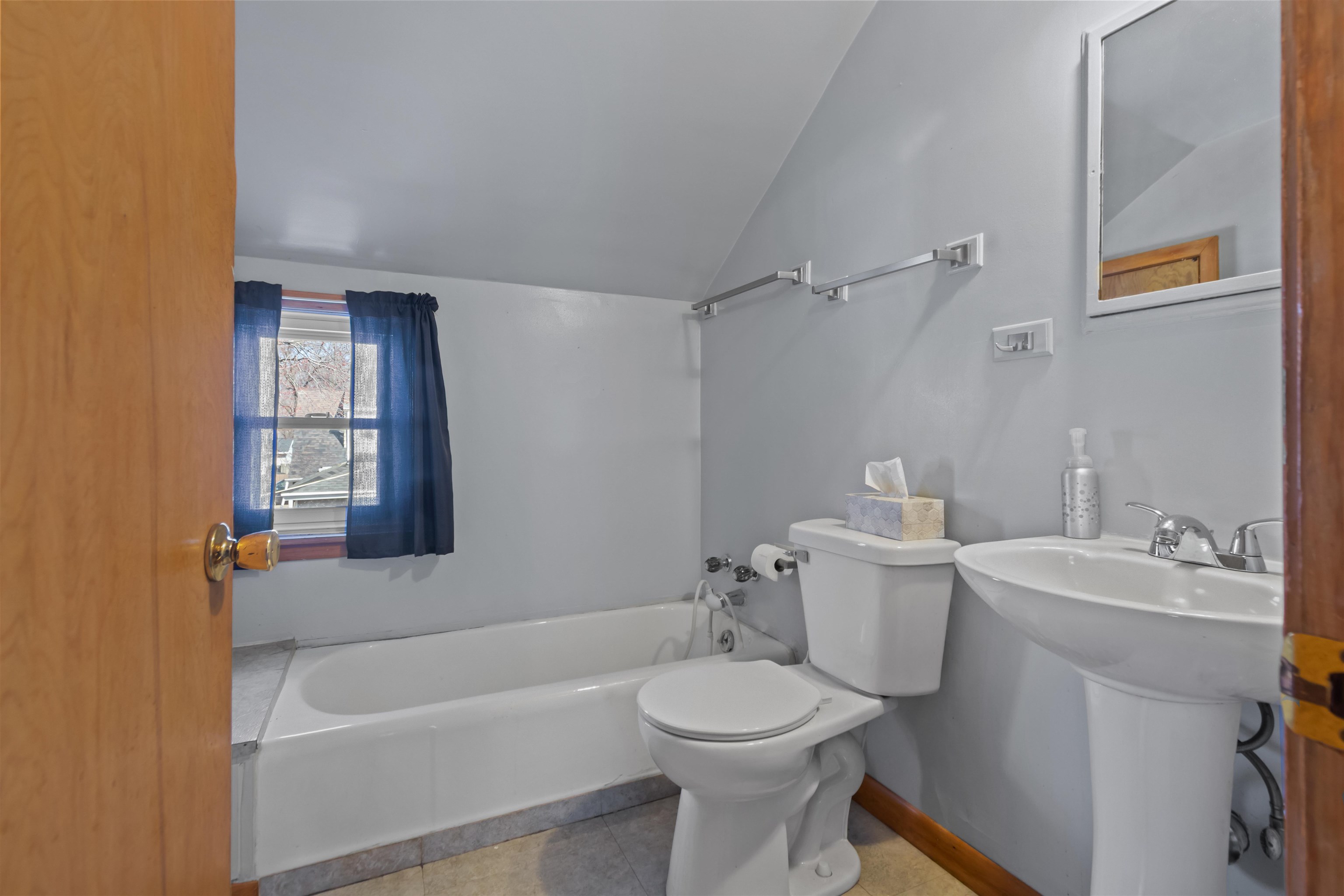 543 North State Street Appleton, WI 54911 - Photo 19 of 36