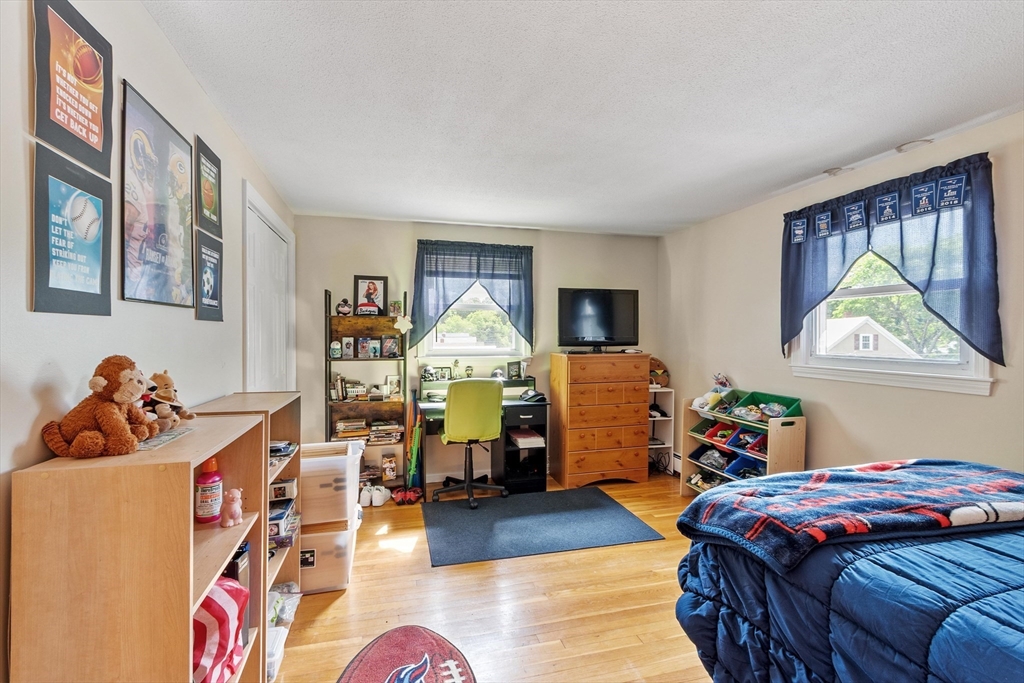 41 Ord Street Salem, MA 01970 - Photo 23 of 34