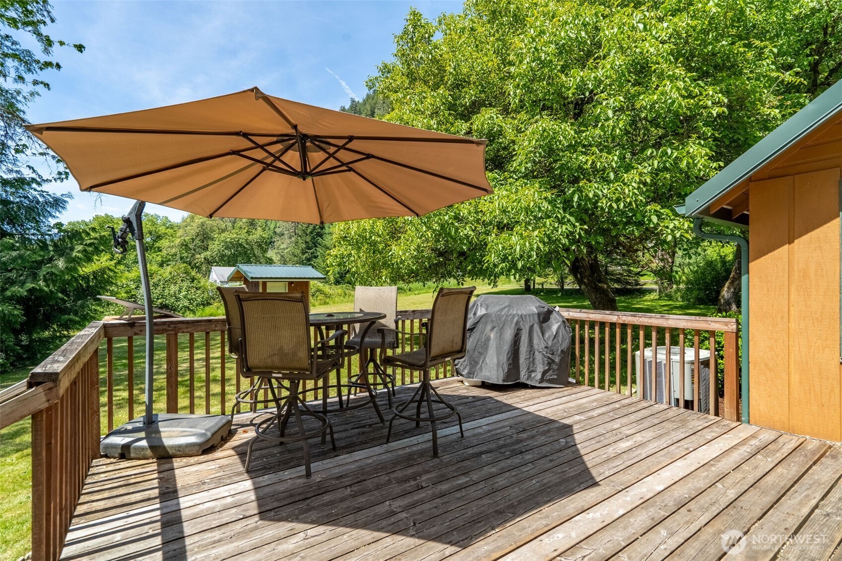 1364 Silverbrook Road Randle, WA 98377 - Photo 10 of 40