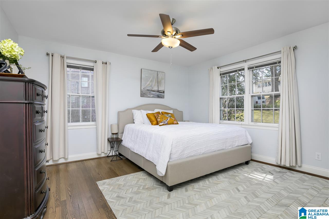 424 Devon Drive Birmingham, AL 35209 - Photo 16 of 34