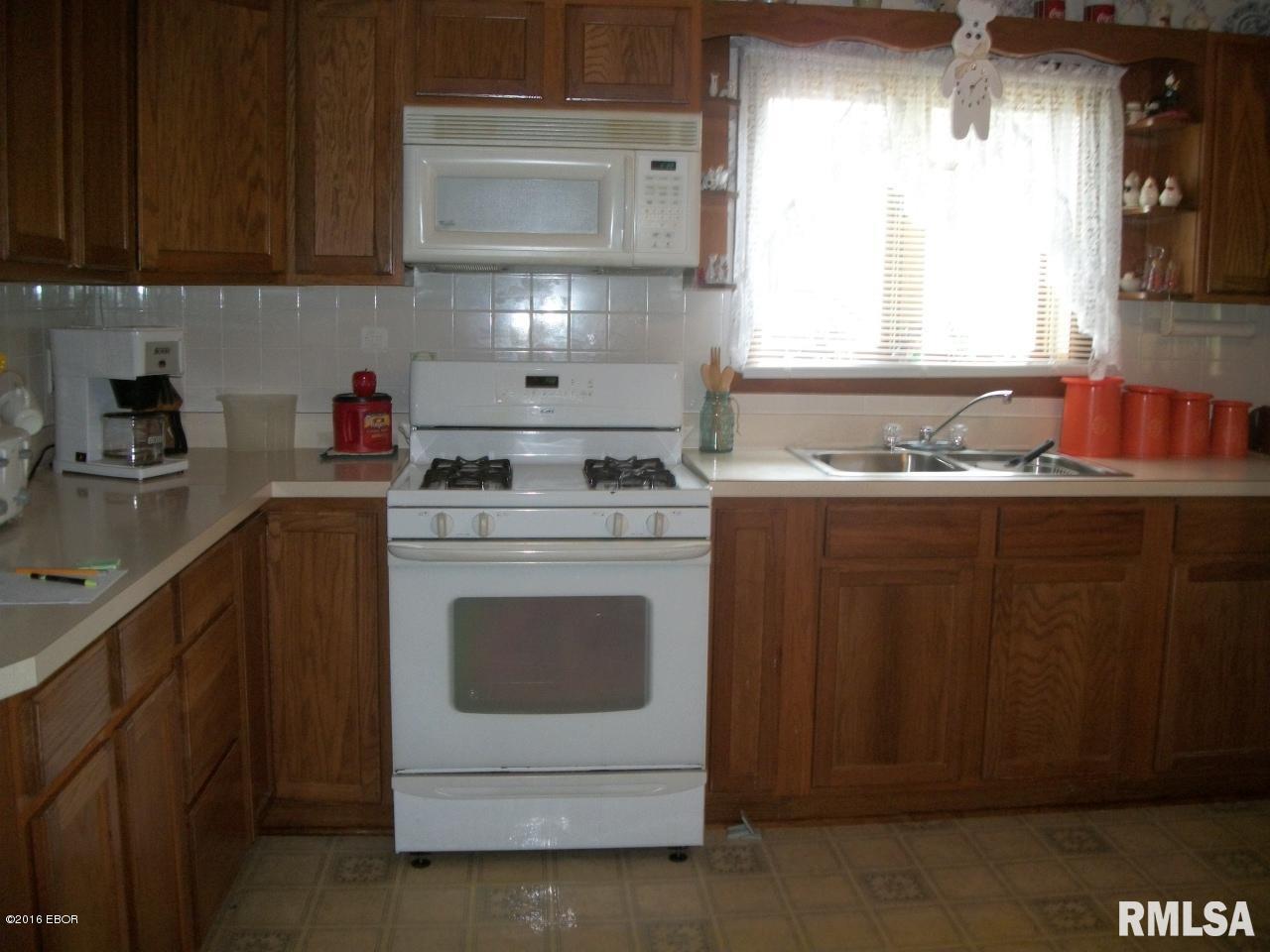 185 Goolsby Road Eldorado, IL 62930 - Photo 14 of 23 Gallery Image 14