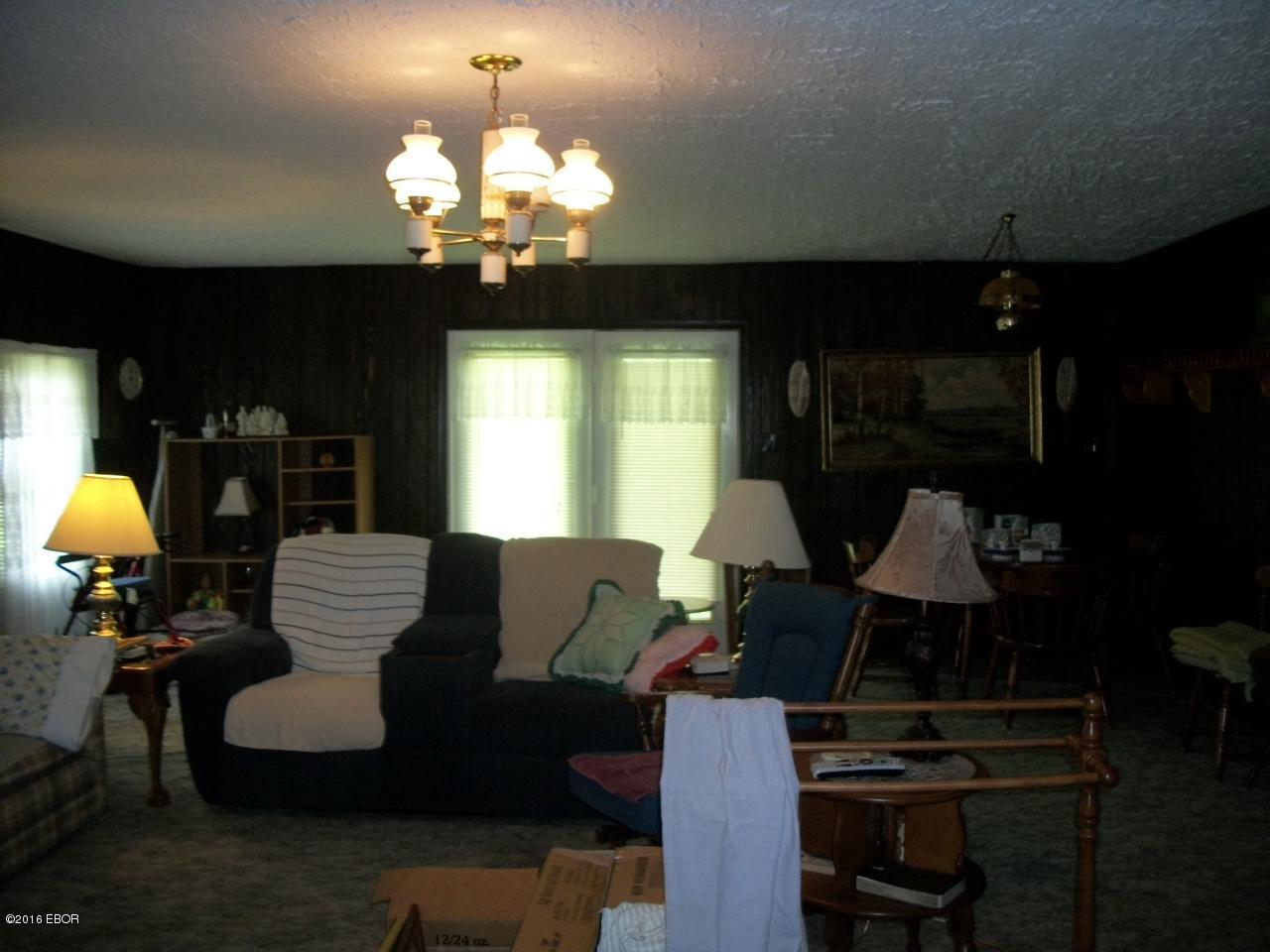 185 Goolsby Road Eldorado, IL 62930 - Photo 8 of 23 Gallery Image 8