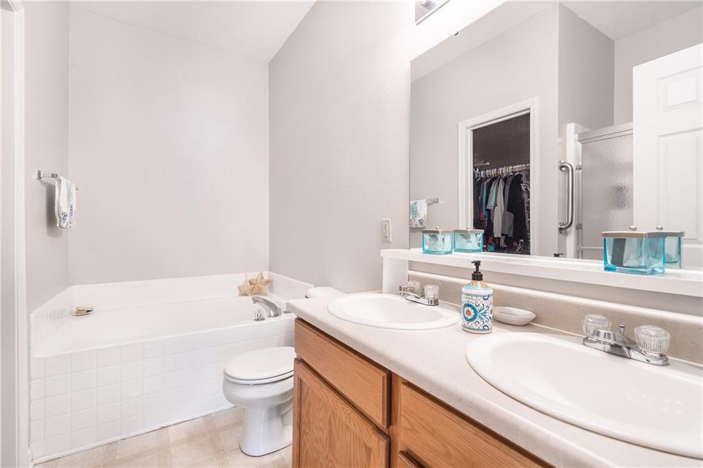 12336 Schoolhouse Road Fishers, IN 46037 - Photo 16 of 27 Gallery Image 16