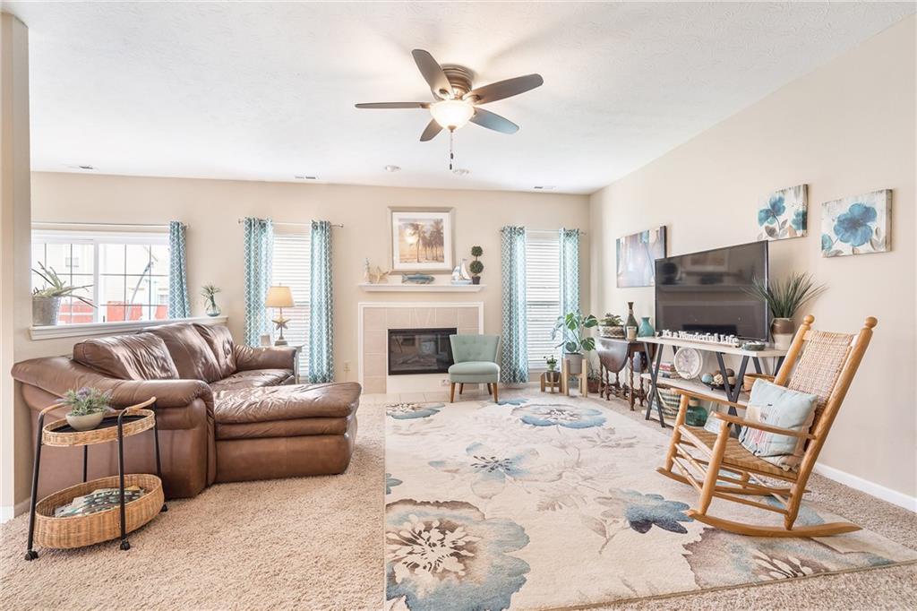 12336 Schoolhouse Road Fishers, IN 46037 - Photo 7 of 27 Gallery Image 7