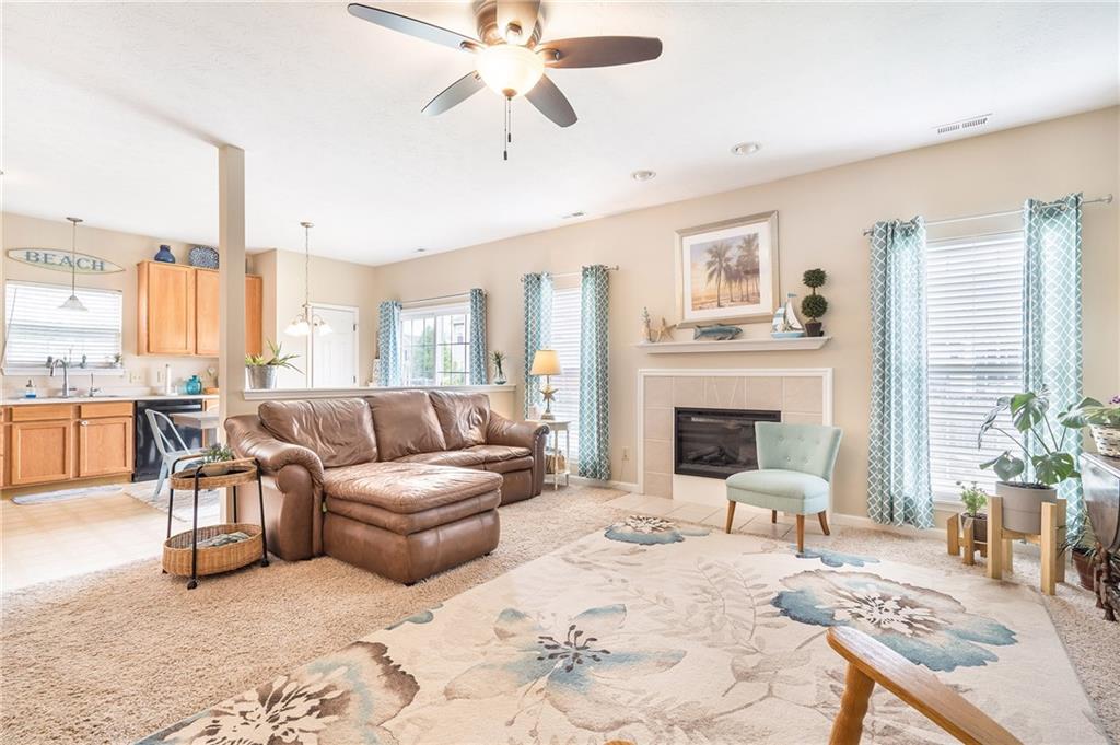 12336 Schoolhouse Road Fishers, IN 46037 - Photo 8 of 27 Gallery Image 8